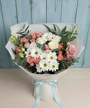 Букет цветов из:  Розы, Лизиантусы и Хризантемы в Старые Атаги