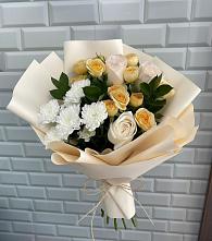 Букет цветов из:  Розы и Хризантемы в Старые Атаги