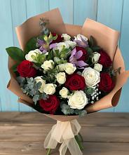 Букет цветов из:  Розы и Альстромерии в Старые Атаги