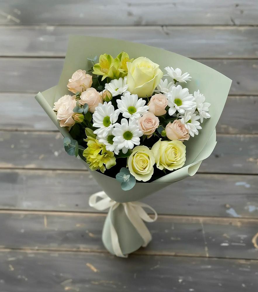 Букет цветов из: Альстромерии, Розы и Хризантемы в Старые Атаги