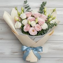 Букет цветов из:  Лизиантусы в Старые Атаги