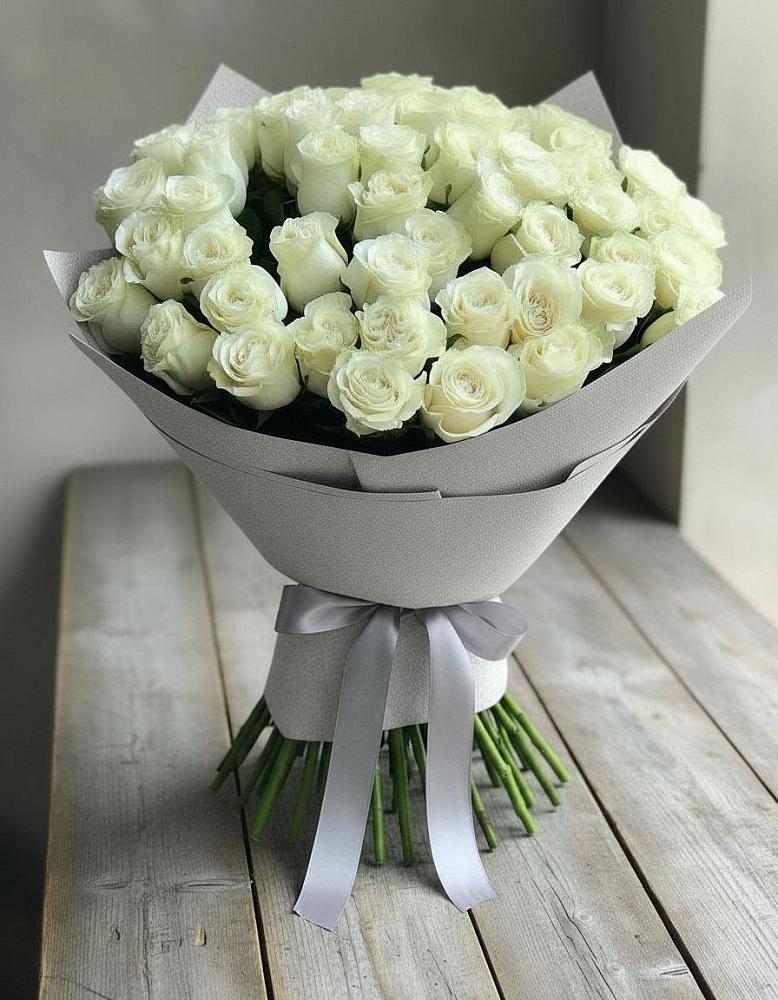 Букет 35 Белых роз в Старые Атаги