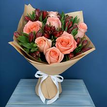 Букет цветов из:  Розы и Альстромерии в Старые Атаги