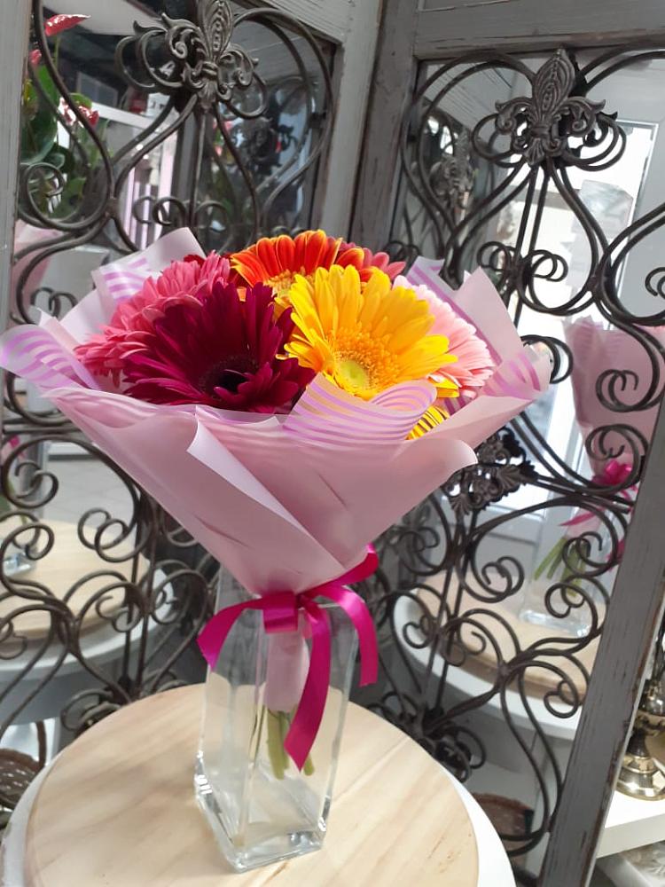 Букет цветов из: Герберы в Старые Атаги