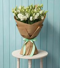 Букет цветов из:  Лизиантусы в Старые Атаги