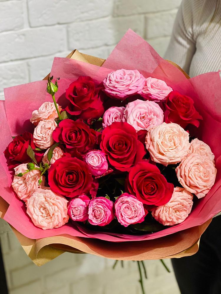 Букет цветов из: Розы в Старые Атаги