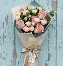 Букет цветов из:  Розы #REPLACE_PRED# Старые Атаги