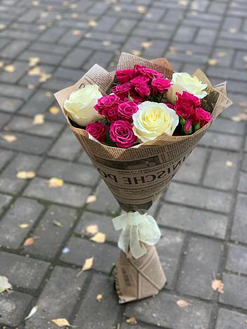 Букет цветов из: Розы в Старые Атаги